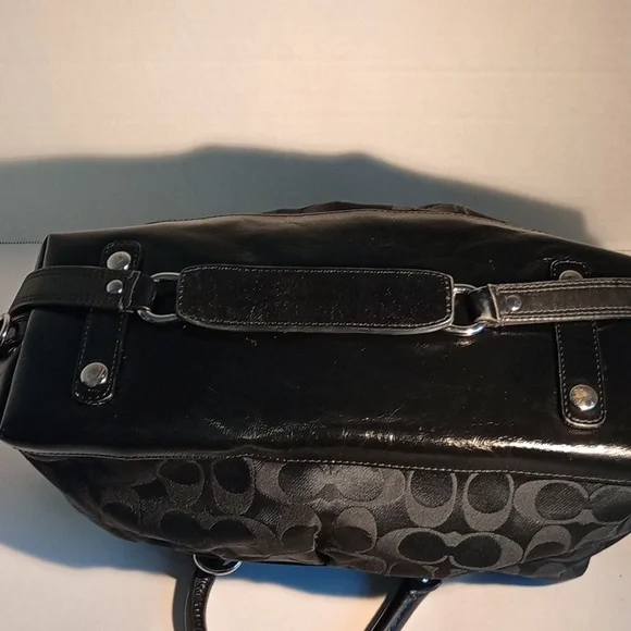 Black Coach Bag - Picture 5 of 10